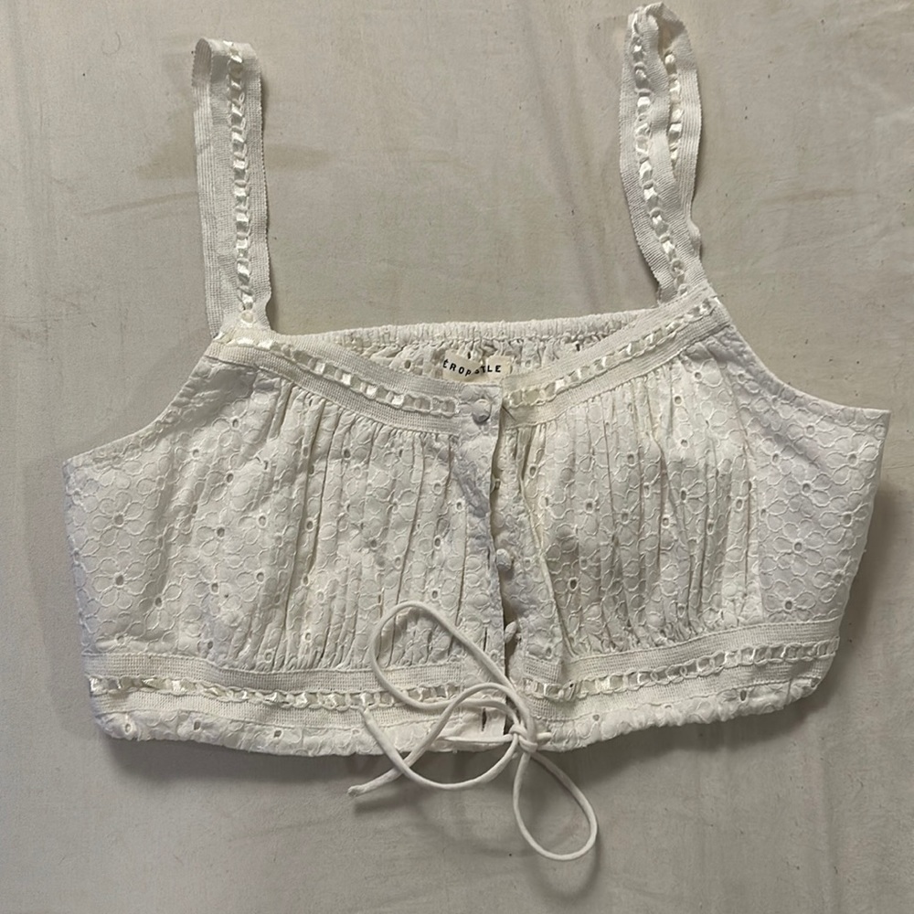 NWT Aeropostale baby crop lace white tank. Perfect new condition